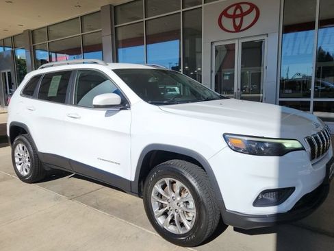 Used 2021 Jeep Cherokee Latitude Lux w/ Comfort/Convenience Group AWD/4WD image 4
