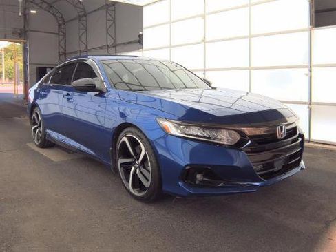 Used 2021 Honda Accord Sport image 2