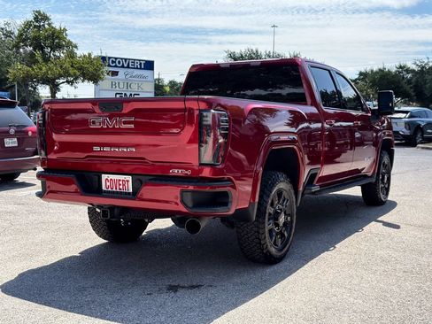Used 2025 GMC Sierra 2500 AT4 w/ AT4 Premium Plus Package AWD/4WD image 9