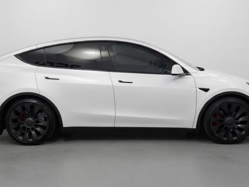 Used 2021 Tesla Model Y Performance AWD/4WD image 5