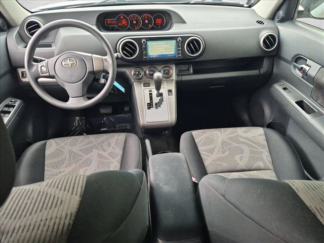 Used 2013 Scion xB FWD image 14