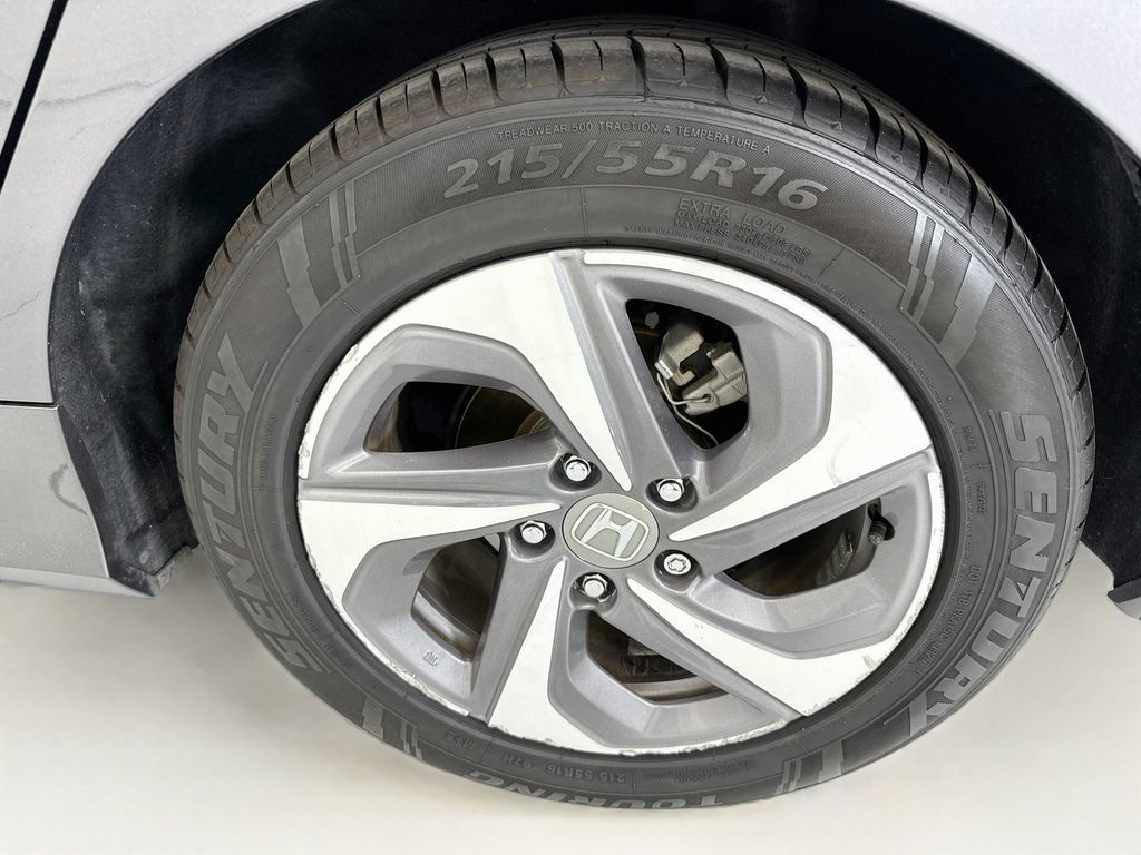 Used 2019 Honda Insight EX image 29