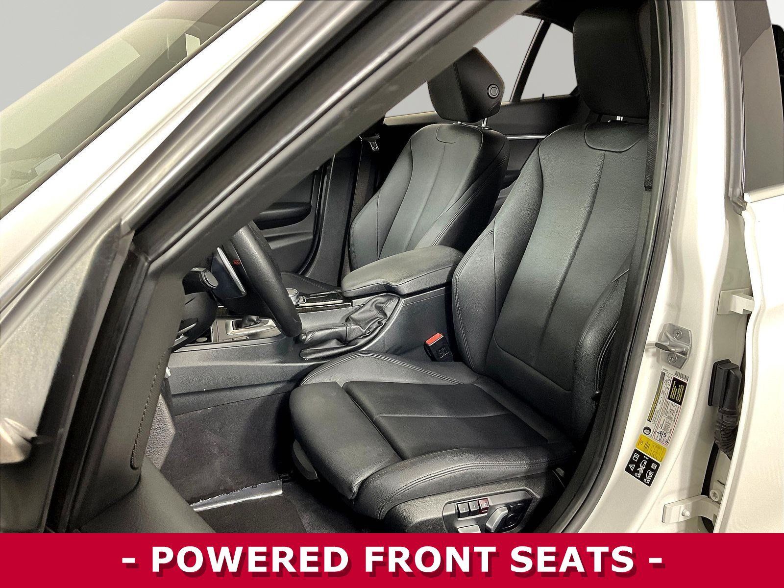 Used 2018 BMW 330i xDrive Sedan AWD/4WD image 21