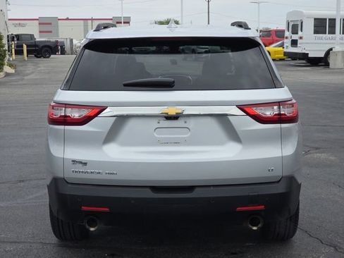 Used 2019 Chevrolet Traverse LT w/ LT Premium Package AWD/4WD image 22
