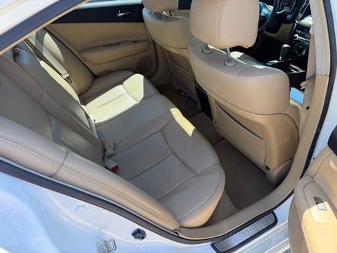 Used 2011 Nissan Maxima 3.5 SV w/ Cold Pkg FWD image 13