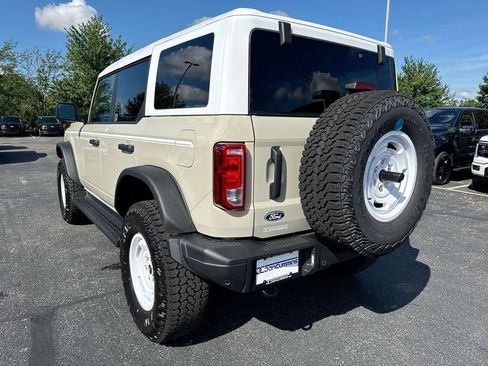 New 2026 Ford Bronco Heritage Edition AWD/4WD image 12
