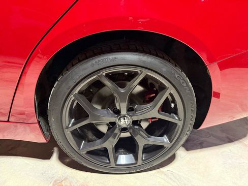 Used 2020 Alfa Romeo Giulia Ti AWD/4WD image 37