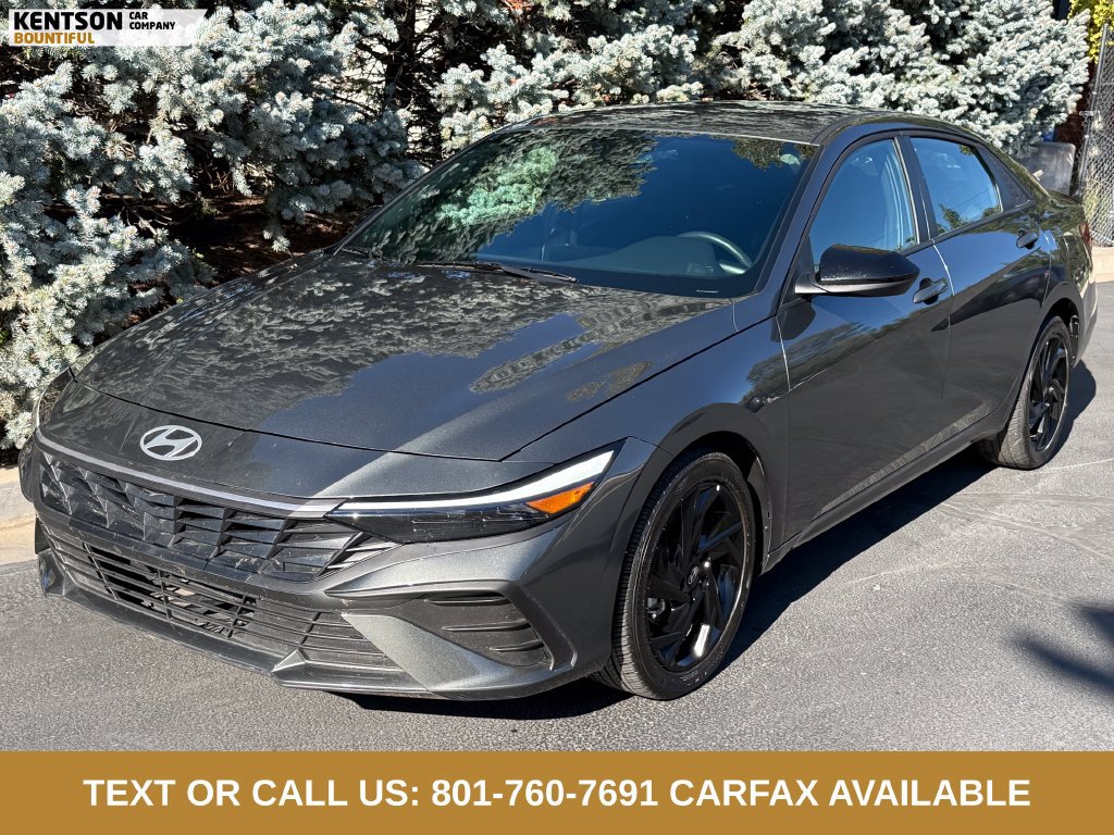 Used 2026 Hyundai Elantra Sport FWD image 3
