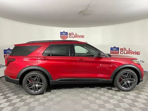 New 2026 Ford Explorer ST-Line w/ ST-Line Street Pack RWD image 2