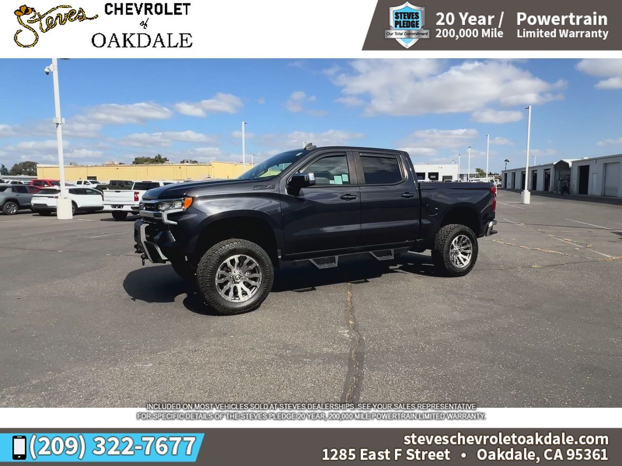 Used 2022 Chevrolet Silverado 1500 LT w/ Z71 Off-Road Package AWD/4WD image 6