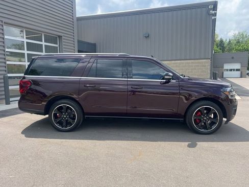 Used 2023 Ford Expedition Max Limited AWD/4WD image 4