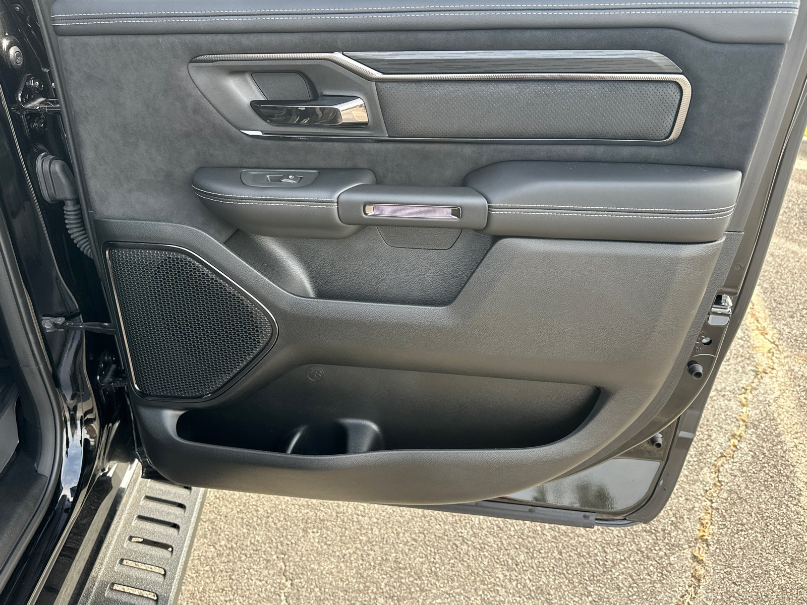 New 2026 RAM 1500 RHO AWD/4WD image 17