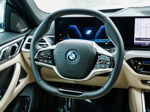 Used 2025 BMW i4 eDrive40 w/ Premium Package image 13