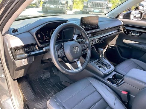 Used 2025 Honda CR-V EX-L image 8