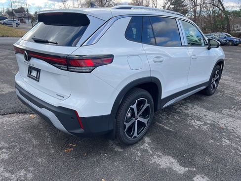 New 2026 Volkswagen Tiguan SE AWD/4WD image 5