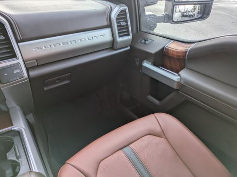 Used 2022 Ford F250 King Ranch w/ King Ranch Ultimate Package image 19