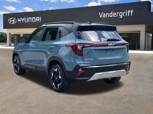 Used 2025 Kia Seltos S image 9