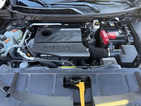 Used 2024 Nissan Rogue SV image 23