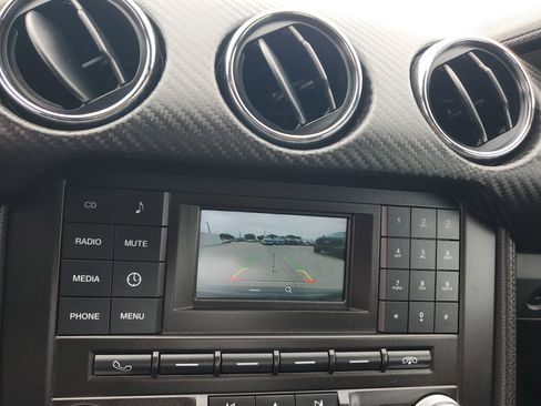 Used 2015 Ford Mustang Coupe image 29