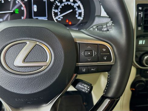 Used 2023 Lexus GX 460 Premium image 24