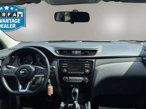 Used 2018 Nissan Rogue Sport S w/ S Appearance Package FWD image 17