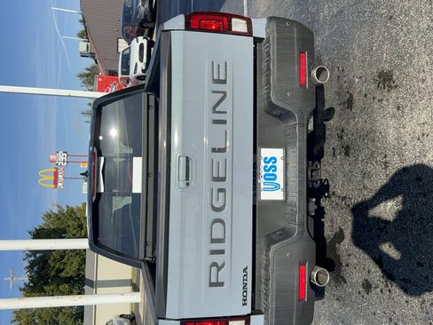 New 2026 Honda Ridgeline Black Edition image 6