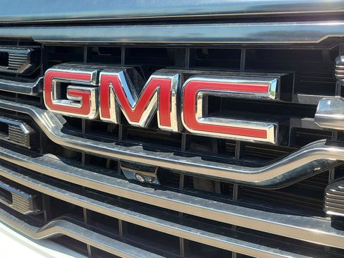 Used 2024 GMC Sierra 1500 AT4 w/ AT4 Premium Package AWD/4WD image 31