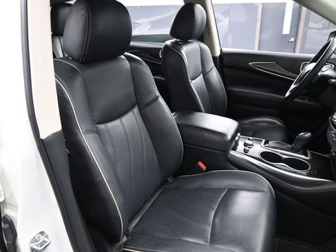 Used 2019 INFINITI QX60 Luxe w/ Essential Package FWD image 15