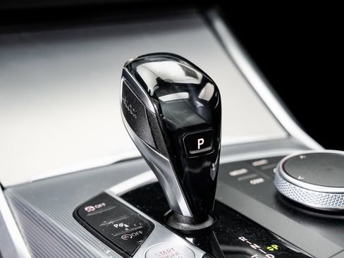 Used 2020 BMW 330i xDrive 330i xDrive w/ Convenience Package image 18