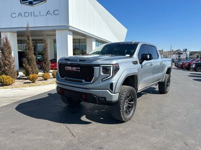 Used 2025 GMC Sierra 1500 AT4 w/ AT4 Premium Package