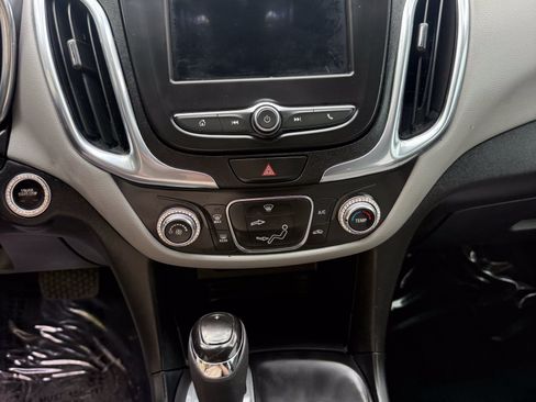 Used 2019 Chevrolet Equinox LS AWD/4WD image 13