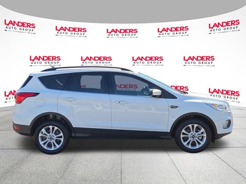 Used 2019 Ford Escape SEL AWD/4WD image 2