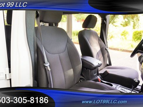 Used 2015 Jeep Wrangler Unlimited Sport w/ Quick Order Package 24S AWD/4WD image 19