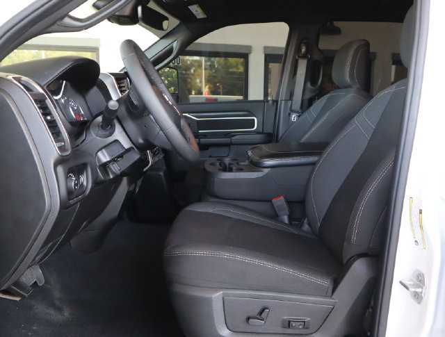 Used 2025 RAM 2500 Big Horn AWD/4WD image 16