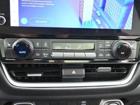 Used 2024 Toyota Grand Highlander XLE image 20