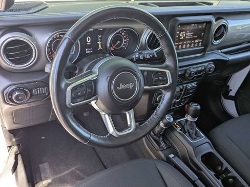 Used 2021 Jeep Wrangler Unlimited Sahara w/ Dual Top Group AWD/4WD image 16