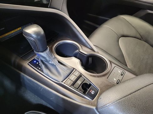 Used 2021 Toyota Camry XSE FWD image 26