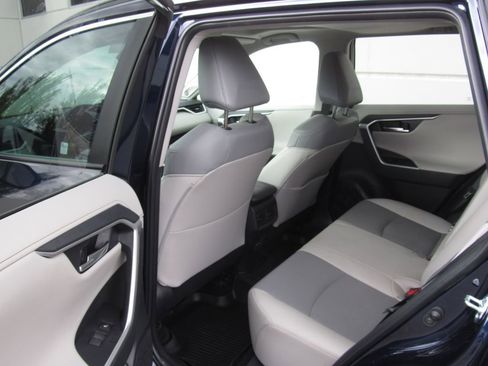 Certified 2025 Toyota RAV4 Limited w/ Advanced Technology Package AWD/4WD image 14