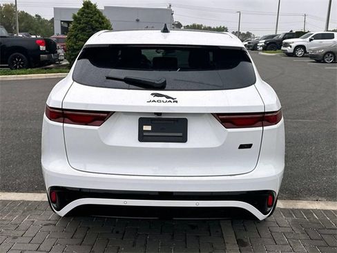 New 2026 Jaguar F-PACE R-Dynamic S image 5