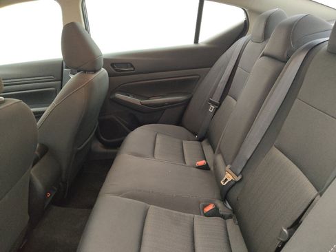 Used 2025 Nissan Altima 2.5 SV FWD image 18
