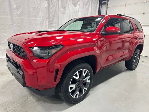 Used 2025 Toyota 4Runner TRD Sport image 3
