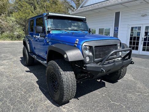 Used 2015 Jeep Wrangler Unlimited Sport w/ Quick Order Package 24S image 2