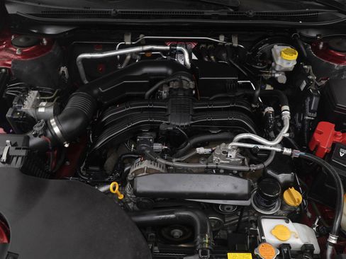 Used 2020 Subaru Outback Premium image 31