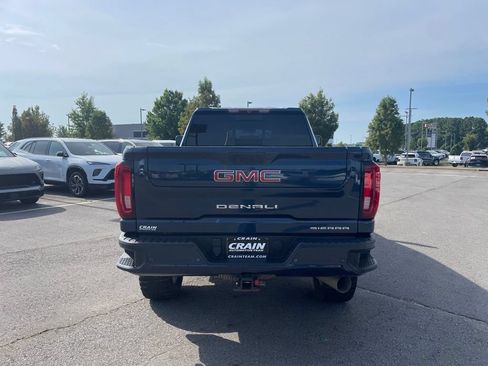 Used 2022 GMC Sierra 2500 Denali AWD/4WD image 6