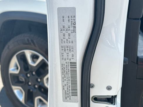Used 2018 Jeep Compass Trailhawk w/ Cold Weather Group AWD/4WD image 33