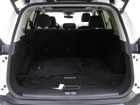 Used 2023 Nissan Rogue SV w/ SV Premium B Package AWD/4WD image 17
