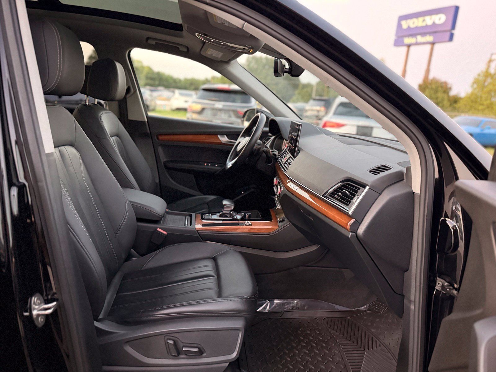Used 2021 Audi Q5 2.0T Premium Plus AWD/4WD image 25