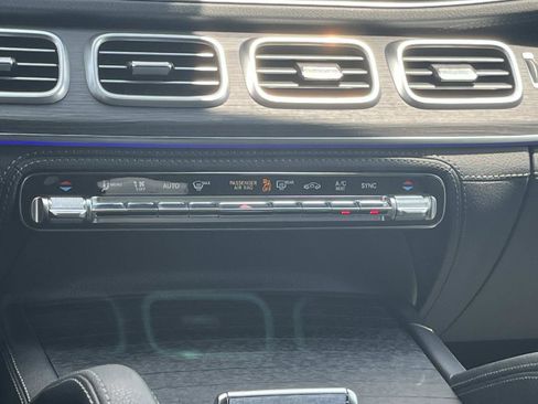 Certified 2024 Mercedes-Benz GLE 450 4MATIC image 17