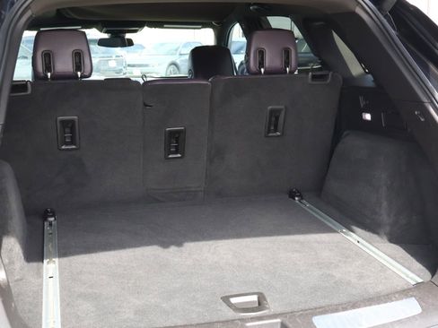 Used 2018 Cadillac XT5 Luxury w/ Driver Awareness Package image 26