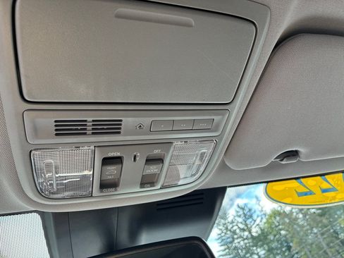 Used 2022 Honda CR-V EX-L image 32